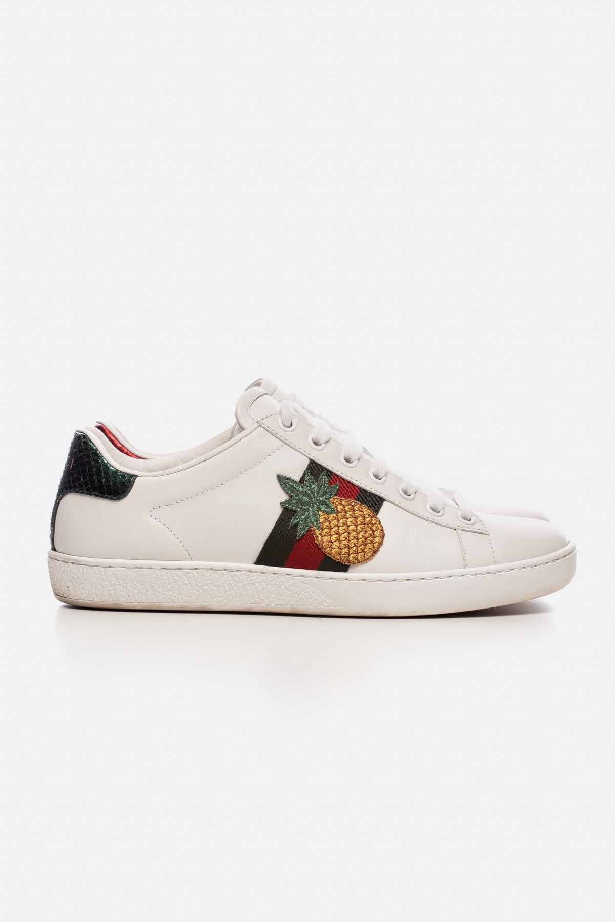 ACE EMBROIDERED SNEAKER
